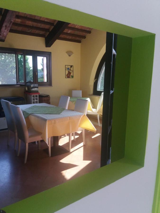 Bed and Breakfast R&B Un Mondo A Colori Ferrara Zewnętrze zdjęcie